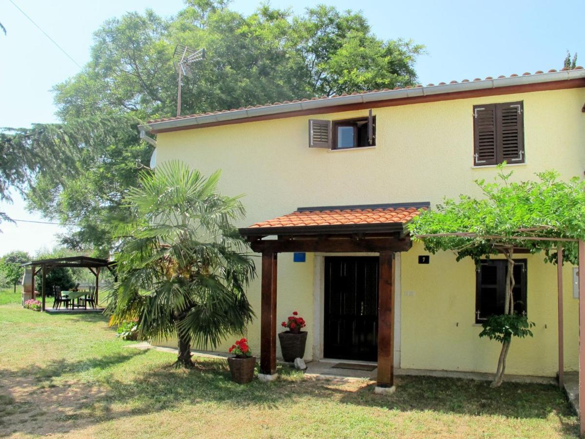 Holiday Home Sara - Prc136 By Interhome بوريتش المظهر الخارجي الصورة